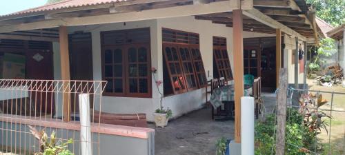 Bunaken Bed & Breakfast | Bunaken Jhon Homestay