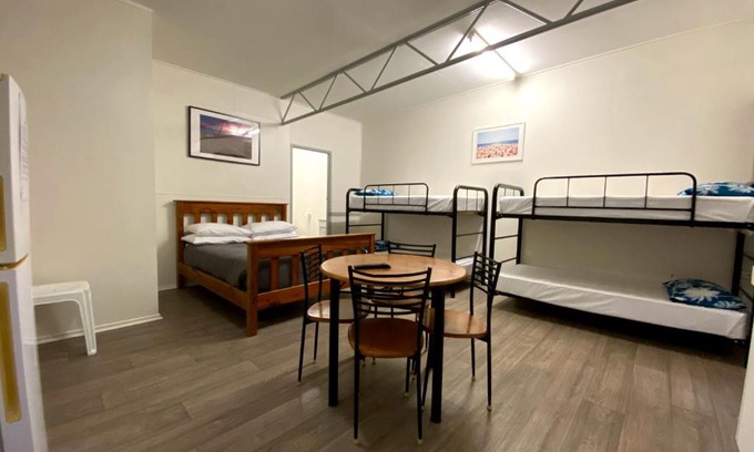 Kensington Hotel | Bundaberg Park Village