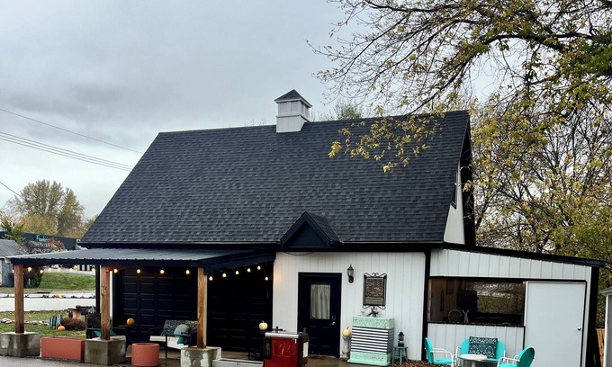 Louisburg House | Bungaloft in charming Louisburg with AC, WiFi, Tv.n