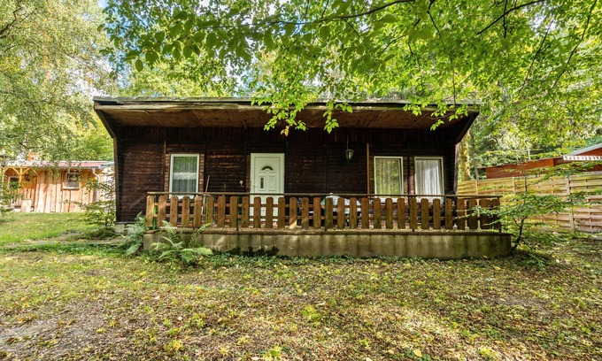 Quitzdorf am See House | Bungalow 16 'Finnhütte' with Private Terrace and Shared Garden