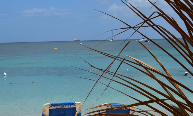 Sainte-Anne House | Bungalow 400 m from the beach + car included (for 4 adults + 1 child)
