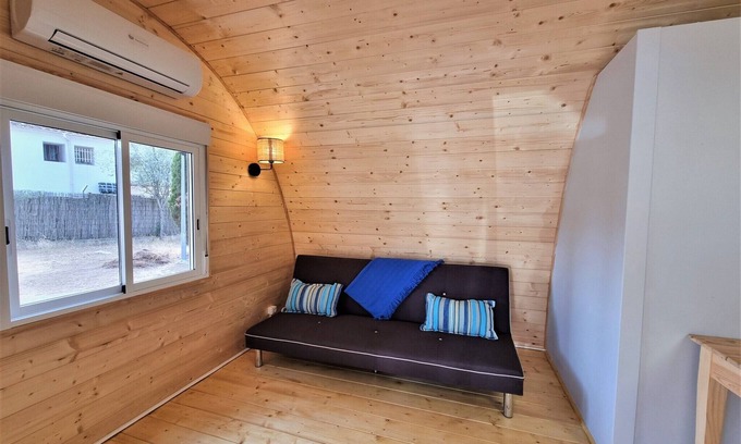 L'Escala House | Bungalow by Riells Beach, Costa Brava