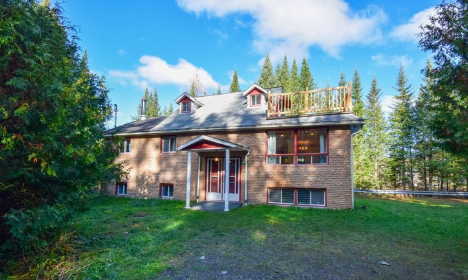 Amherst House | Bungalow