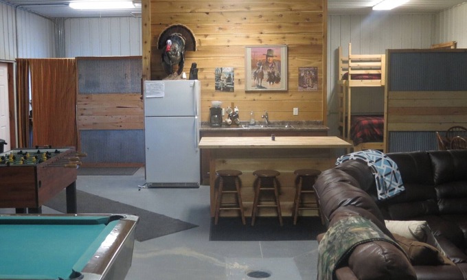 Platte Cabin | Bunkhouse with all the amenities one could need!