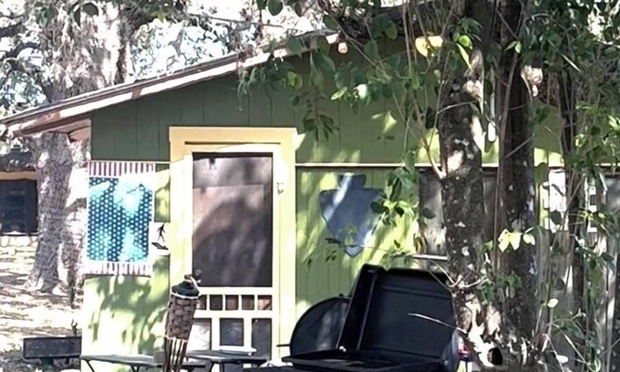 Sabinal House | Bunkhouse with Private Staircase to 6ft Deep Frio River Heavenly Clear Water
