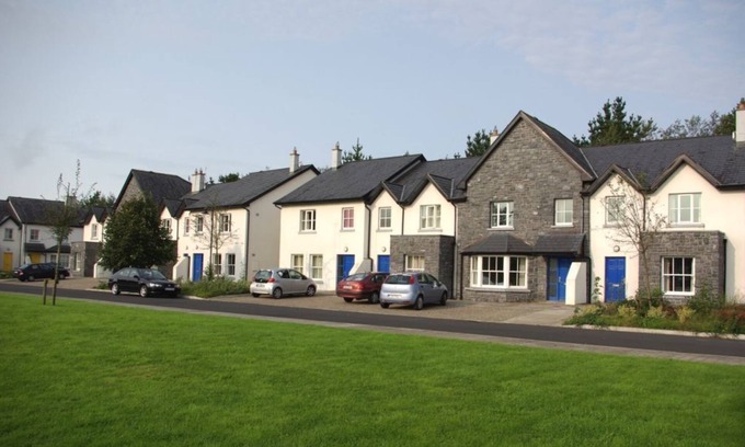 Bunratty House | Bunratty West Holiday Homes 4012