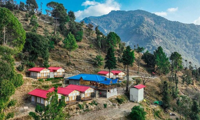 Naina Range Hotel | Buransh Valley Resort