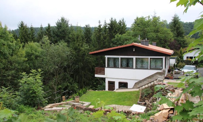 Schutz Apartment | Burbergblick