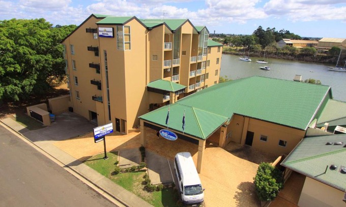 Bundaberg Central Hotel | Burnett Riverside Hotel