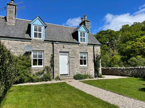 Rogart House | Burnside Cottage on the Blarich Estate