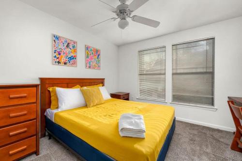 Bearss Plaza Apartment | Busch Gardens USF 10 MI to DT Tampa