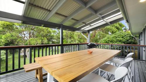 Macmasters Beach House | Bush Beach Hideaway Pet Friendly , Wifi Accom Holidays