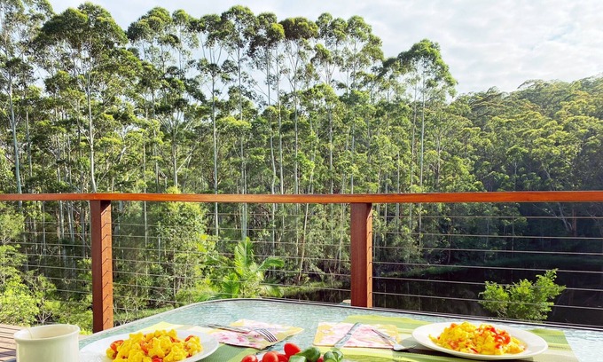 Bungwahl House | Bush, Beaches, Lakes & space-relax among the trees