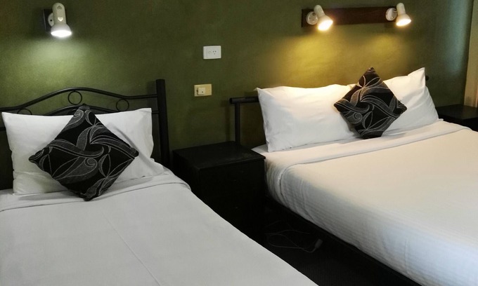 South Gundagai Hotel | Bushmans Motor Inn