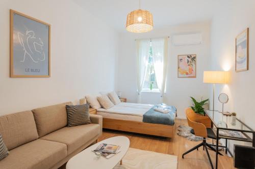 Ujlipotvaros Apartment | Business and Pleasure Apartment with Air Condition