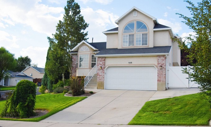 Lehi House | Business or Vacation at our Beautiful Lehi Home