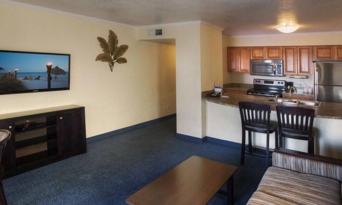 Rocky Point Condo | Business-Ready 2BR w/Bay View, Near Tampa