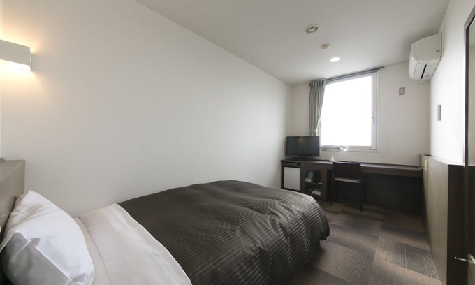 Toyohashi Hotel | Business Single Smoking Free Parking BasicSim/Toyohashi Aichi