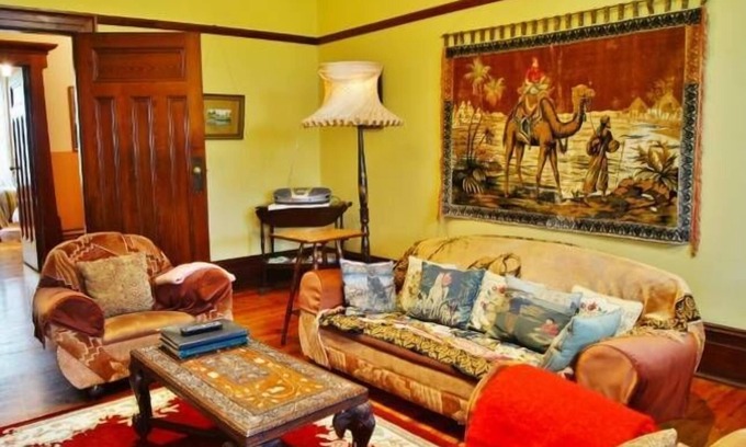 North Adelaide Apartment | Butler's Apartment - Buxton Manor