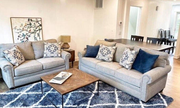 Bella Vista Apartment | BV getaway 3 bedroom stylenn