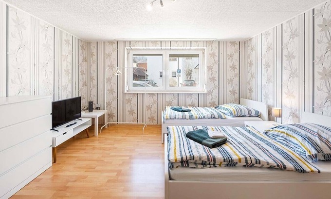 Gingen an der Fils Apartment | Bw09b - Gemütliche Ferienwohnung in Gingen an der Fils, 90qm, 4 Schlafzimmer, Max. 8 Personen