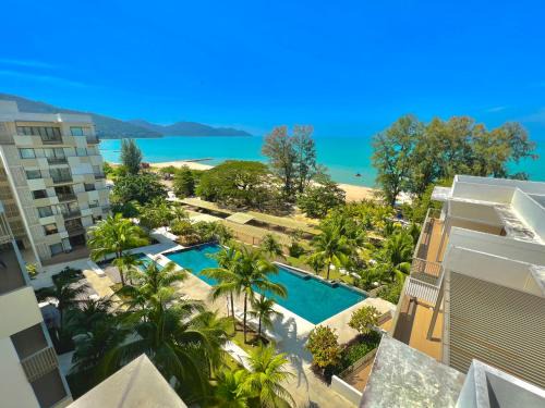 Batu Ferringhi Apartment | By The Sea, Penang