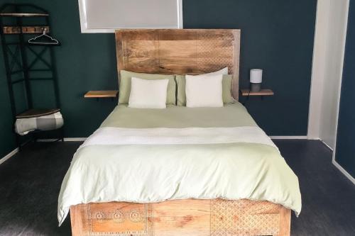 Talofa Apartment | Byron Bay Hinterlands Dreaming Woods Cabin Three