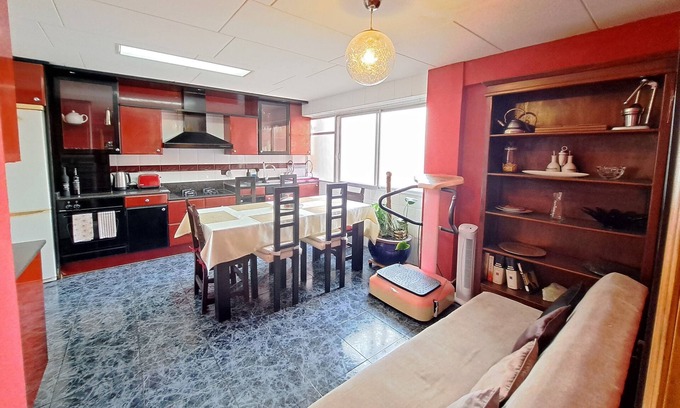 Rascanya Apartment | Cómodo Apartamento Completamente Equipado con Estacionamiento Privado