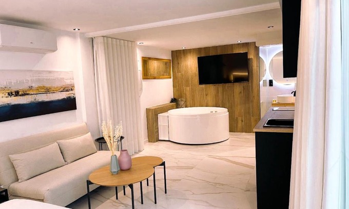 San Francisco-Ribera Apartment | Córdoba Boutique VV Con jacuzzi