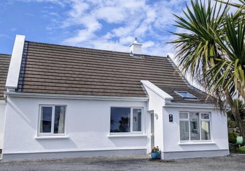 Inverin House | Cúig Cottage - Wild Atlantic Way, Galway