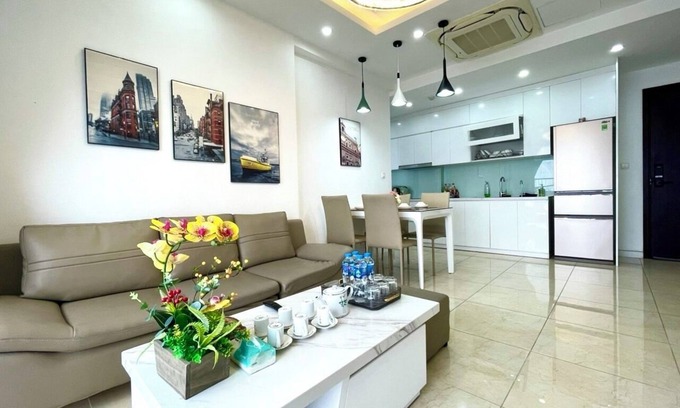 Hanoi Apartment | Căn hộ 2 phòng ngủ, 2 phòng có tầm nhìn thoáng - Vinhomes D'Capitale