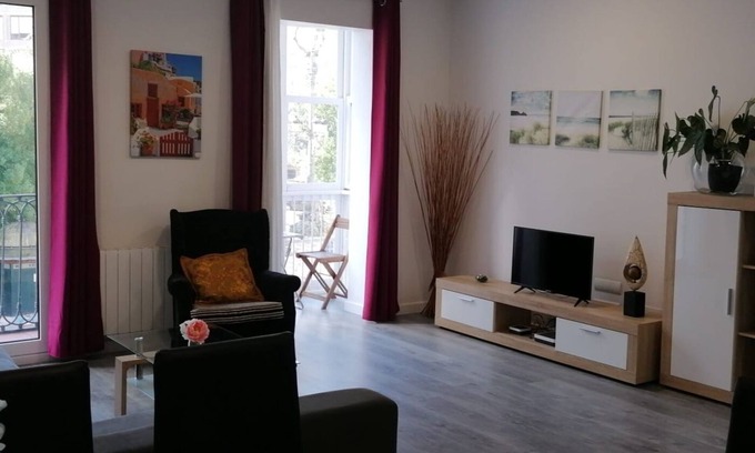 Santander Apartment | C/BURGOS! PISAZO EN CALLE PEATONAL