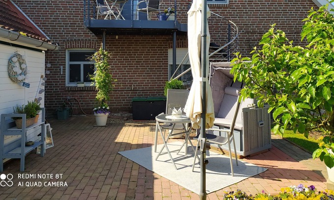 Bunde Apartment | C + C Huck / High quality holiday apartment. Long-term bookable, inquire about conditions.