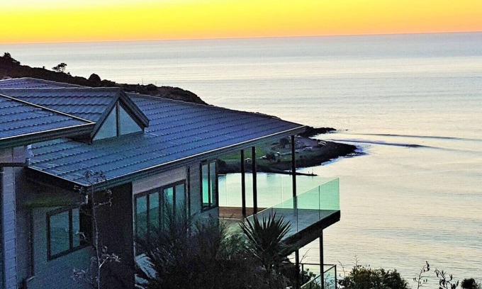 Raglan House | C-SCAPE VILLA holiday accommodation