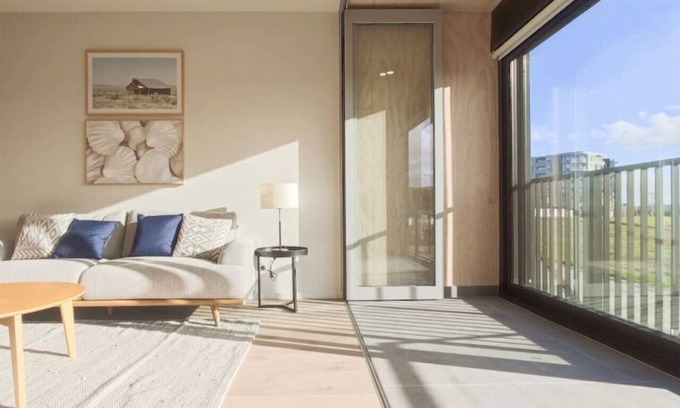 Albany Apartment | C05 · Luxurious 2 bedroom apartment– family friendly