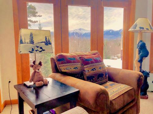 Bretton Woods Villa | C6 Beautiful views from this Crawford Ridge Townhome a short walk from the slopes