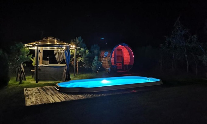 Pietrasze House | Całoroczny dom na Mazurach WrzoSPA z jacuzzi