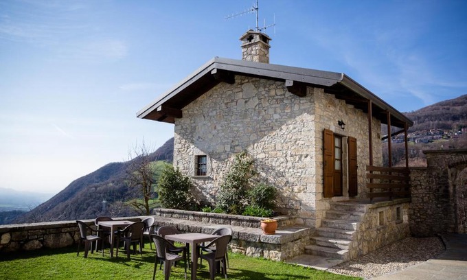 Roncola Bed & Breakfast | CA' BAETTI L'ANTICO BORGO