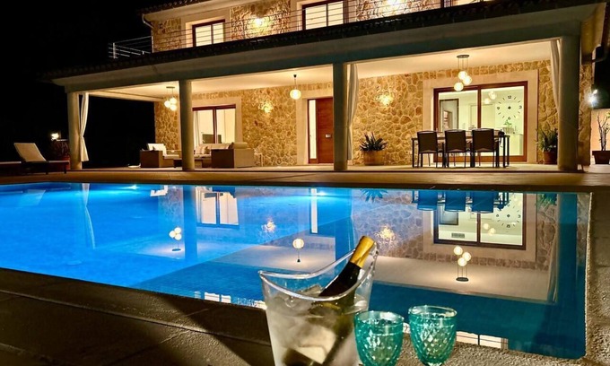 Mancor de la Vall House | Ca'n Mutxo, incredible views, swimming pool and barbecue