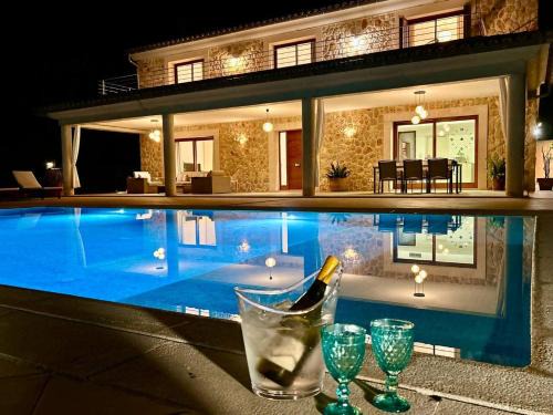 Selva Villa | Ca'n Mutxo, vistas increíbles, piscina y barbacoa