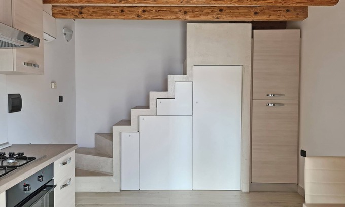 Lorenzaga House | CA'NOVA - BURANOnAlloggio tranquillo e accogliente vicino il verde e il mare. nn