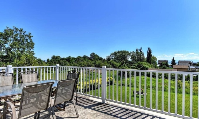 Petite-Riviere-Saint-Francois Ski Chalet | Hôtel à la maison - La Maison Elsa, fleuve et ski