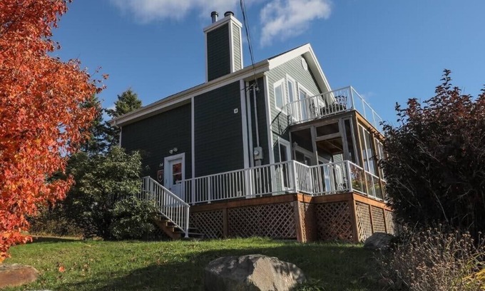 Petite-Riviere-Saint-Francois Condo | 14B Condo: Lower Floors, Terrace & BBQ