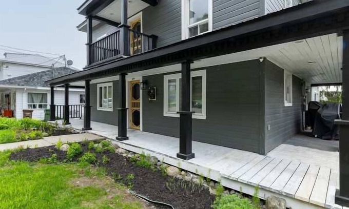 Petite-Riviere-Saint-Francois House | Cottage TOR-1049 | Petite-Rivière-St-François