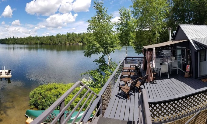 Sainte-Therese-de-la-Gatineau Ski Chalet | A Pet Friendly Waterfront Cottage with Sandy Beach for rent