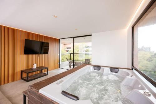Los Naranjos Apartment | CA501 Apartment at el poblado with Jacuzzi