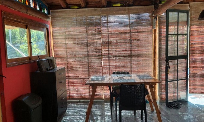 Potrerillos Ski Chalet | Cabaña en potrerillos con bajada al arroyo