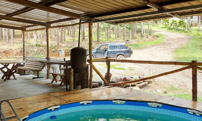 Tumba Vieja Cabin | CABAÑAS DEMONTAÑA | PISCINA | FALDAS DE CERRO AZUL | 30 MIN DE CIUDAD
