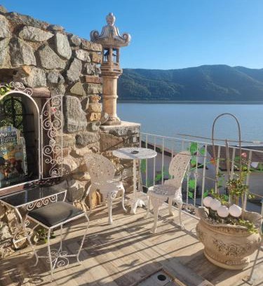 Svinita Cabin | CABANA ȘTIMA - CAZANELE DUNĂRII -Șvinița