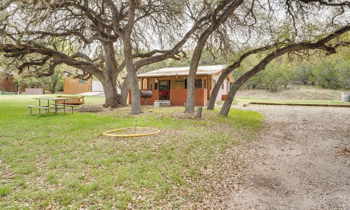 Concan Cottage | 'cabana Luna' Cabin w/Deck, Swing & Fire Pit!